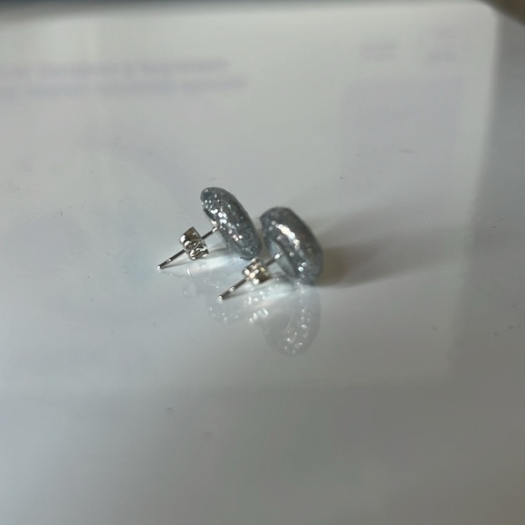 NWT - Glitter stud earrings - Picture 7 of 12